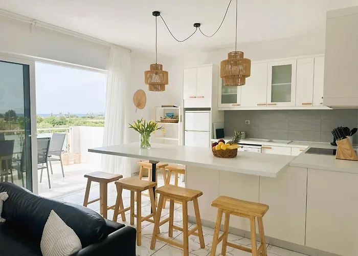 Villa Design With Private Pool And Sea View Tigaki
