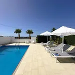 Design With Private Pool And Sea View Villa Tigaki