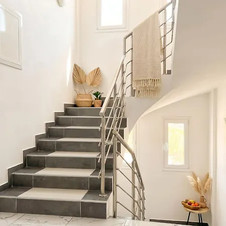 Villa Lilu 2 With Private Pool And Seaview *