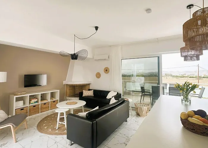 Design With Private Pool And Sea View