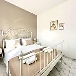 Lilu Villa 2 With Private Pool And Seaview *