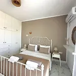 Lilu Villa 2 With Private Pool And Seaview * Tigaki