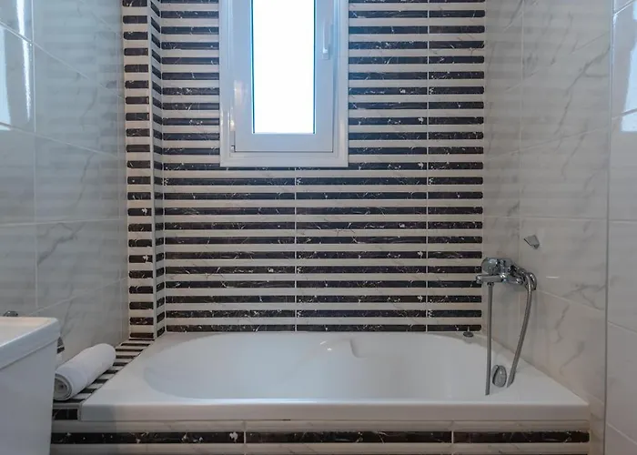 Βίλα Design With Private Pool And Sea View Τιγκάκι